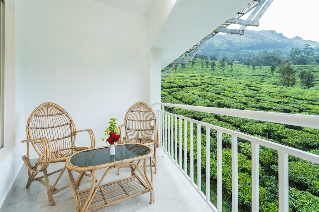 Monsoon Grande Munnar