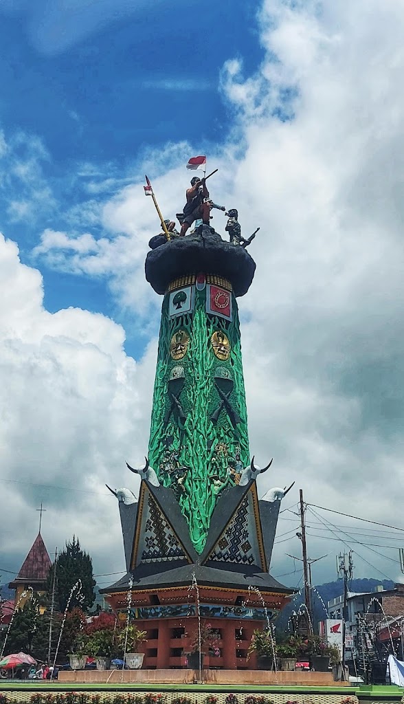 Monument Historique Berastagi