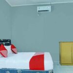 OYO 92205 C-house