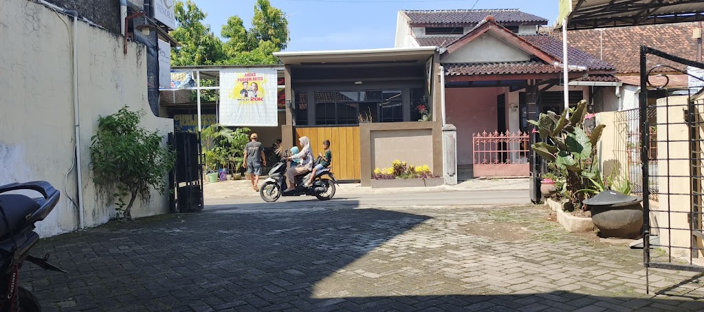 OYO 93864 Wisma Gading Syariah