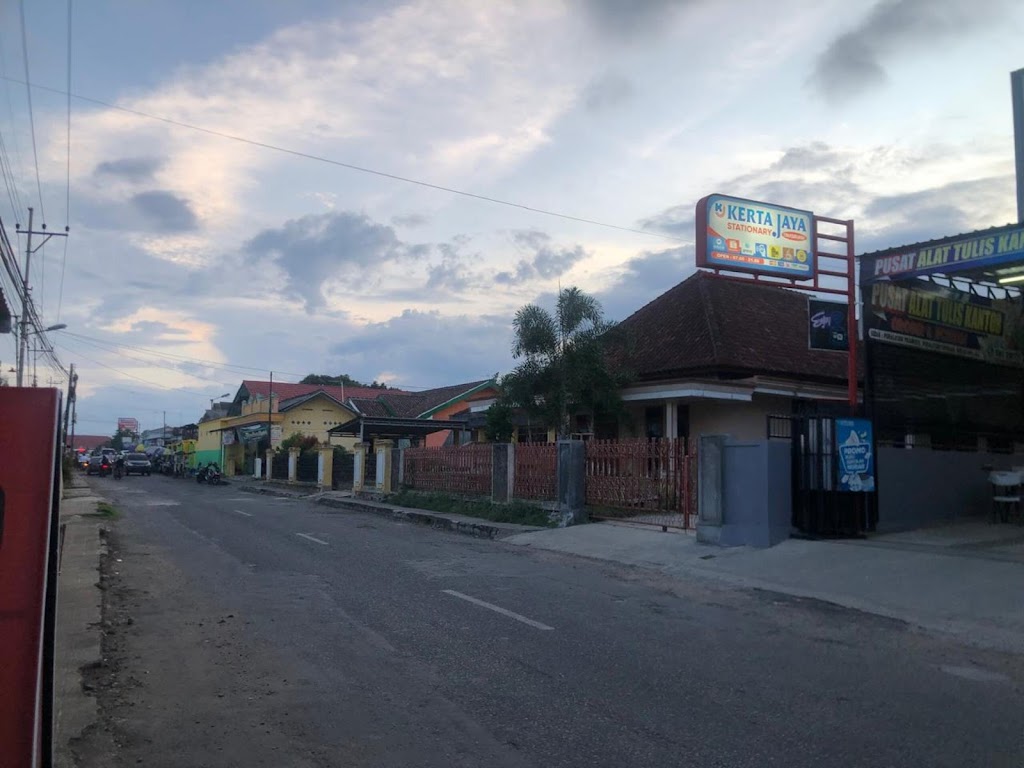 OYO 94086 Penginapan Kertajaya Syariah