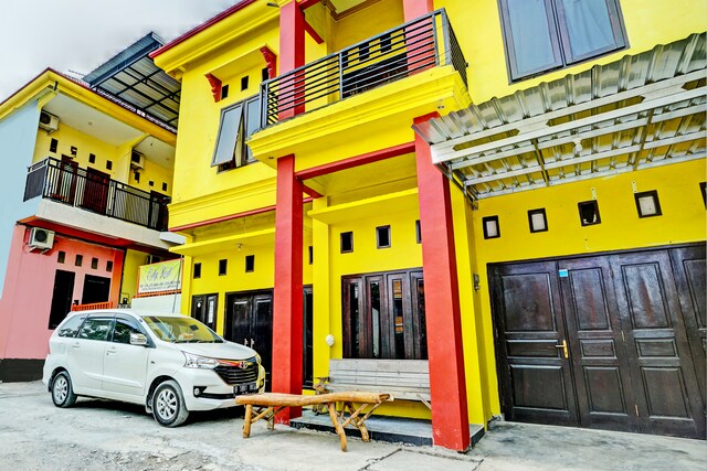 OYO Life 93036 Eddy Homestay Syariah