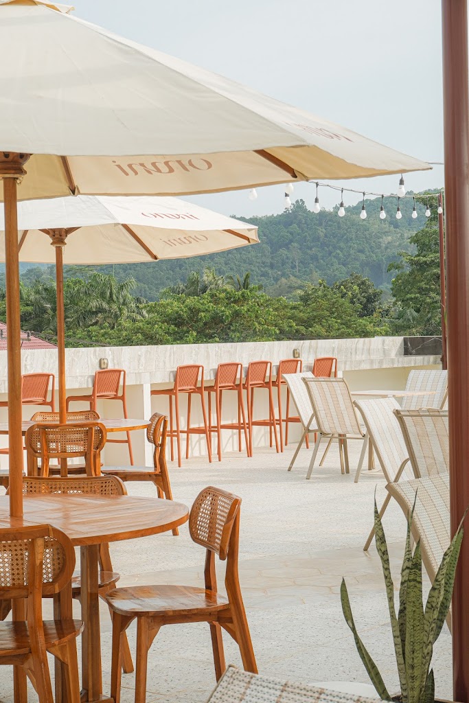 Omni Coffee & Eatery 2.0