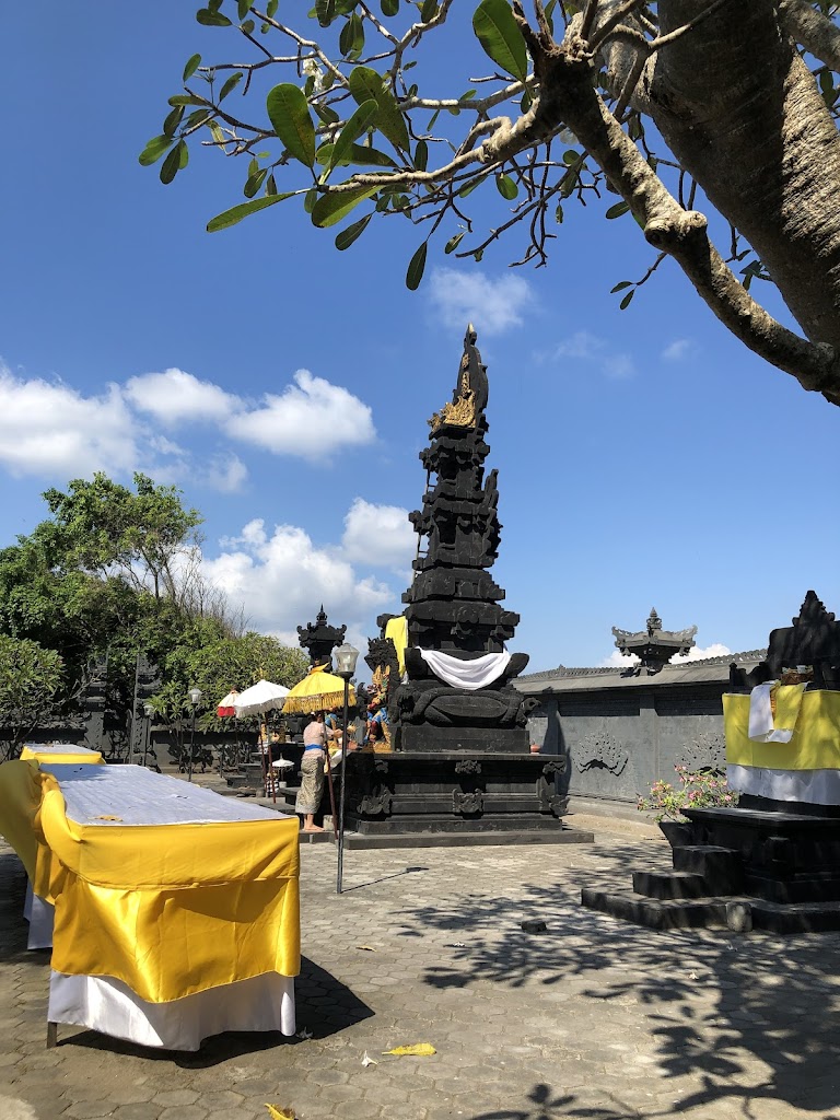 PURA SEGARA AMPENAN