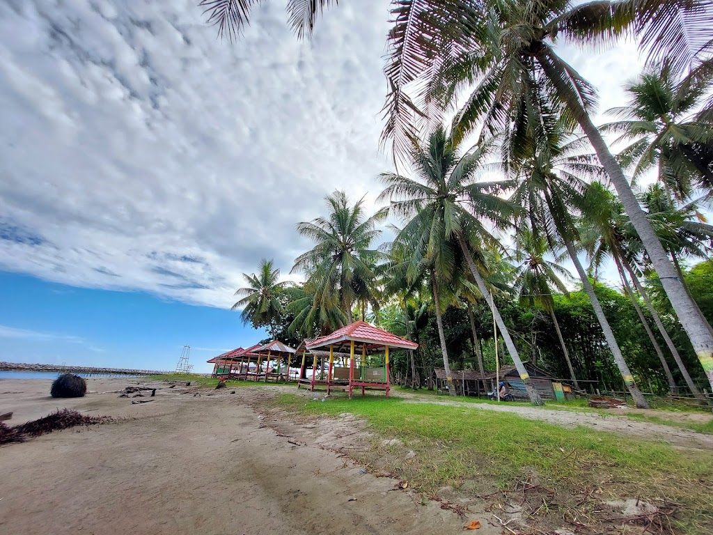 Pantai Mampie