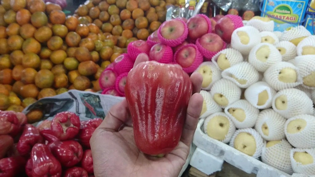Pasar Buah Berastagi