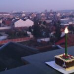 plus indoor & outdoor pools & a spa.