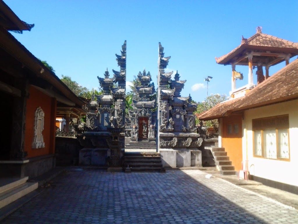 Pura Desa Pakraman Banyualit