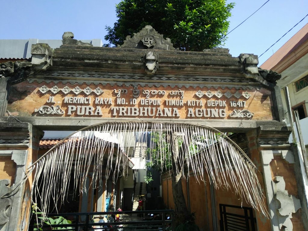 Pura Tribhuana Agung