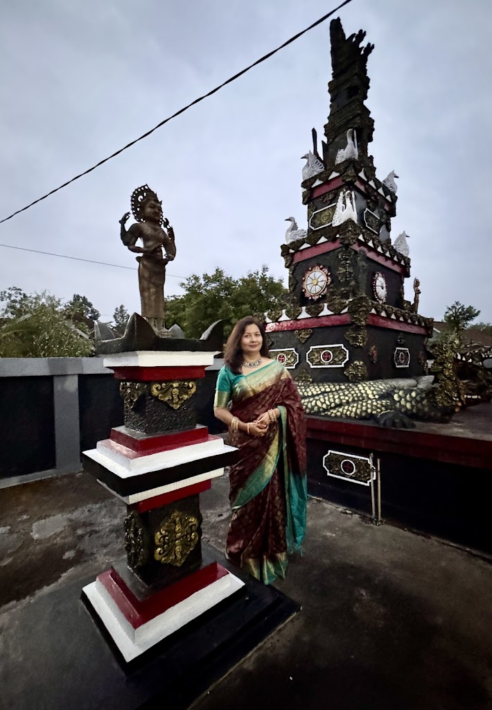 Pura Widya Loka Sakti