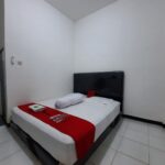 RedDoorz @ Permana Homestay near Supadio Airport Pontianak