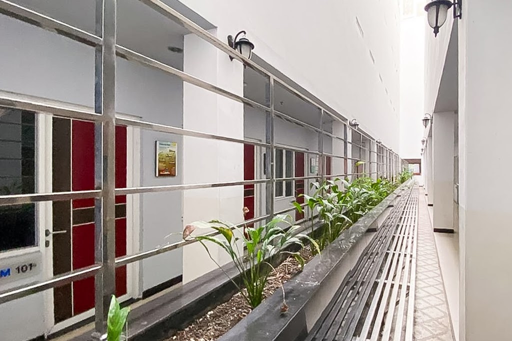 RedDoorz Hostel @ FInest Medan