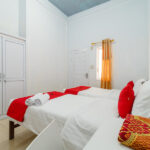 Unfussy rooms in a straightforward budget hotel featuring Wi-Fi & parking spaces.