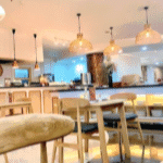 Low-key rooms featuring en suite wet rooms in a straightforward budget hotel with parking & Wi-Fi.