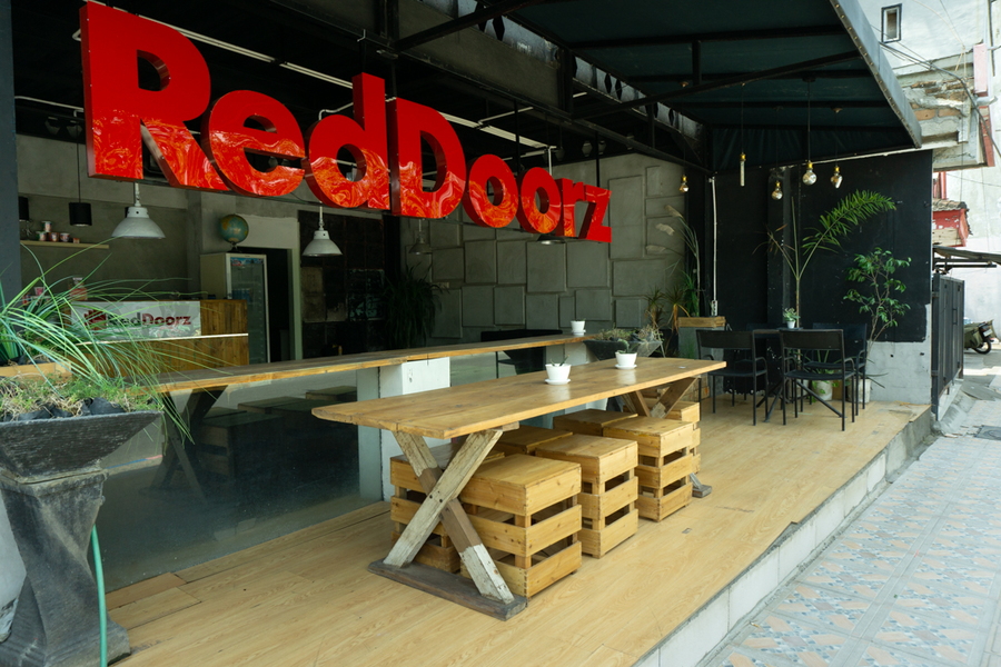 RedDoorz near Alun Alun Madiun