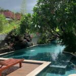an outdoor pool & a halal restaurant.
