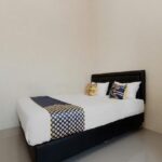 SPOT ON 2027 Putri Guest House Syariah