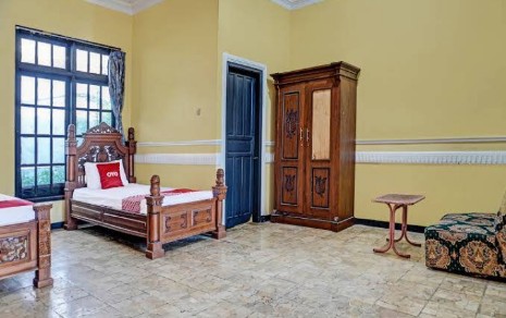 SPOT ON 91798 Hotel Grand Mutiara