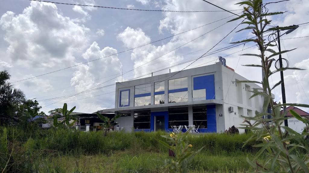 SR HOTEL