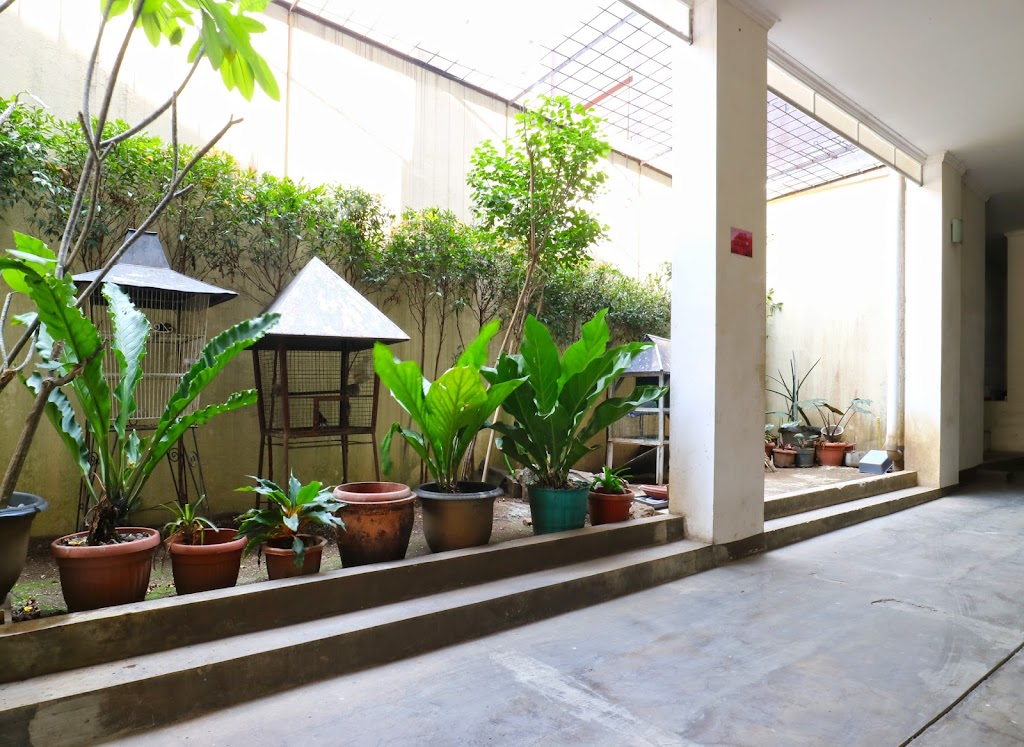 Saloka Guest House & Residence, Hotel in Cibabat, Cimahi Utara, West Java