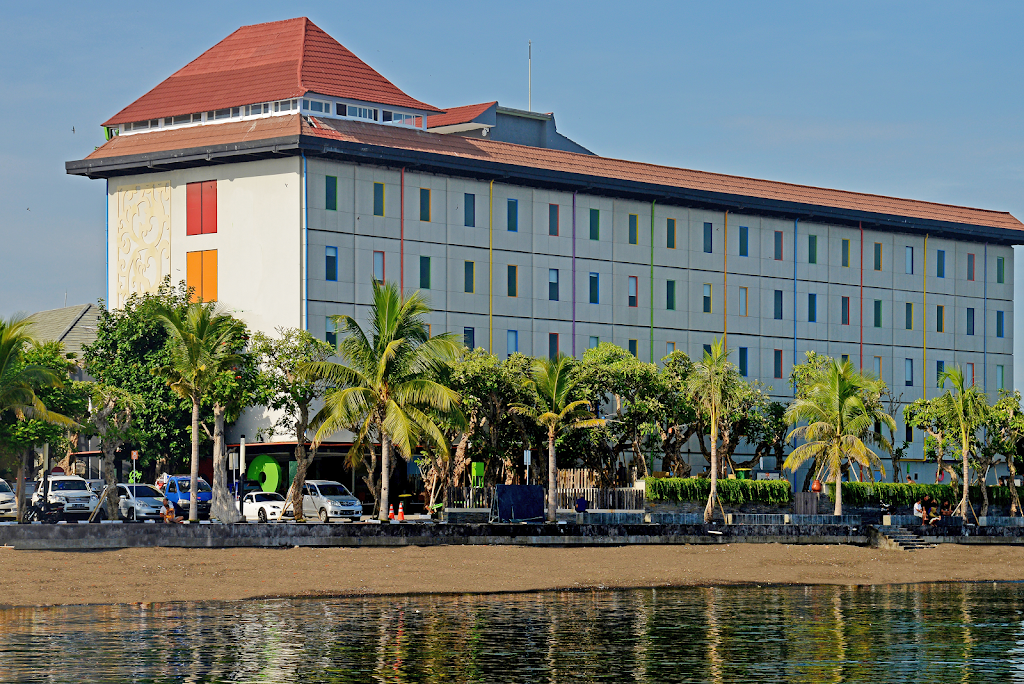 Singaraja Hotel