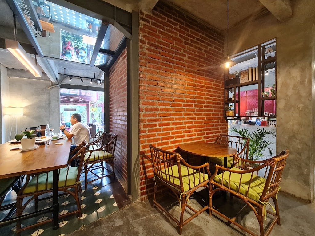 Strangers' Reunion Coffee Bintaro