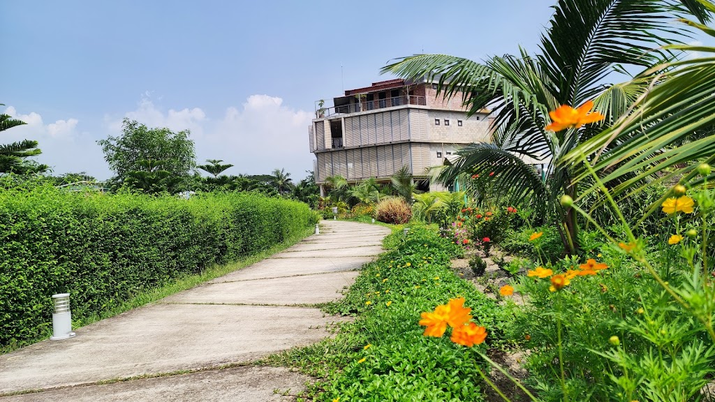 Subarna Bhumi Resort