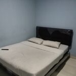 Super OYO 91535 J&b Rooms Tomang