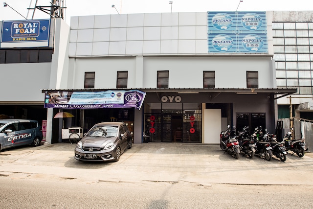 Super OYO Capital O 3463 Cimahi Guest House, Hotel in Central Cigugur, Cimahi Tengah, West Java