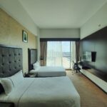 plus free breakfast & parking.