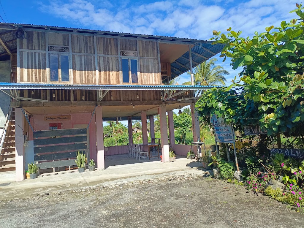 Talaga Tomohon Home Stay and Fishing Pond
