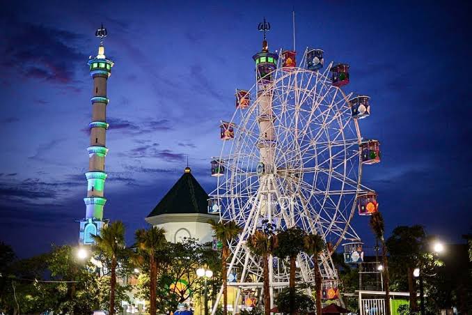 Taman Alun-Alun Kota Lamongan