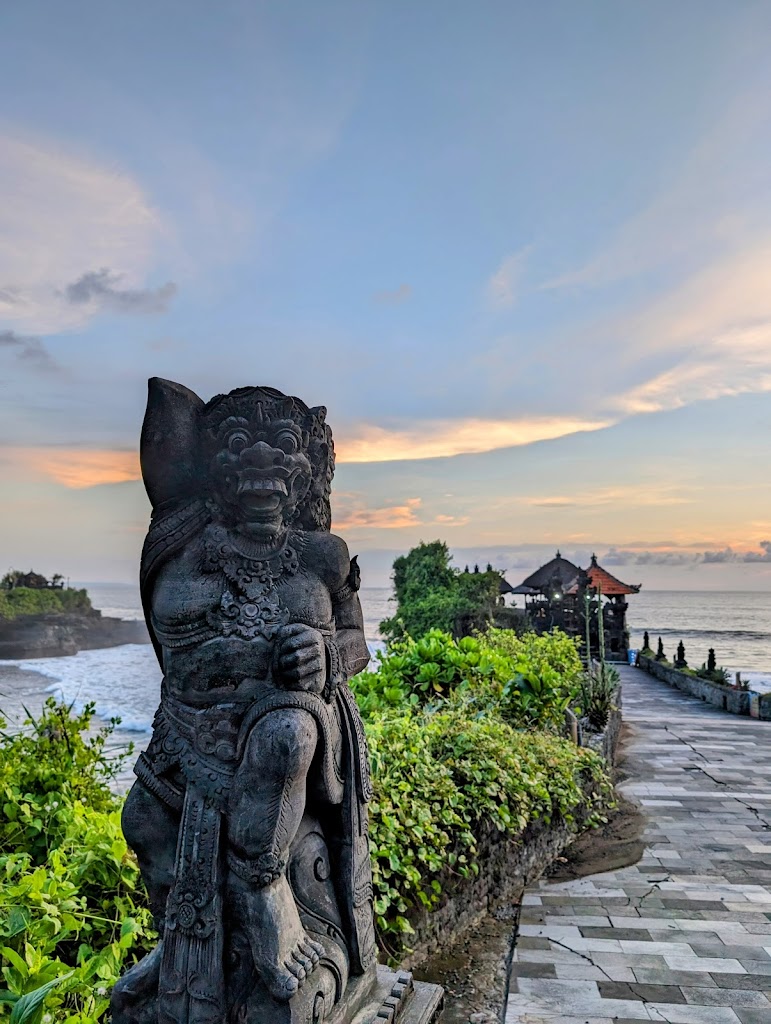 Tanah Lot Temple Square