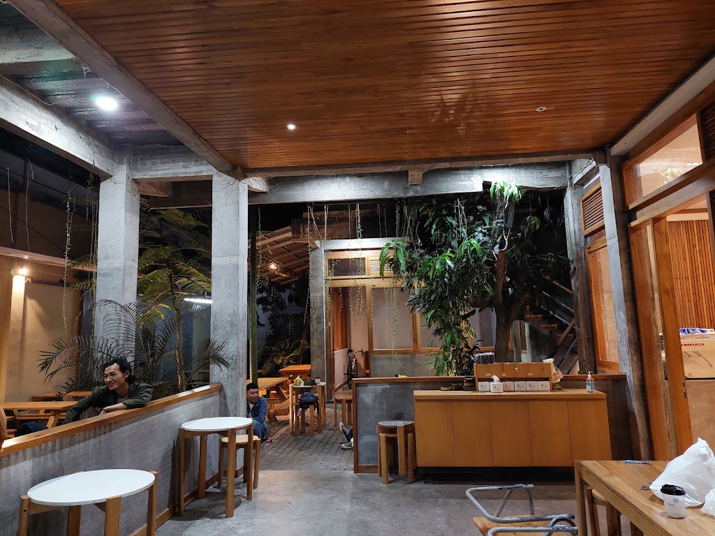 Taruh Coffee Roastery