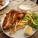 complete with a casual environment and minimalist décor.