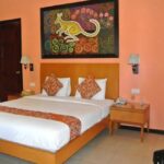 Warm rooms with room service in a relaxed hotel offering a restaurant & free parking.