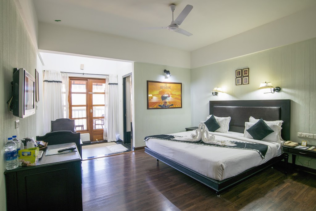 a spa & 3 restaurants