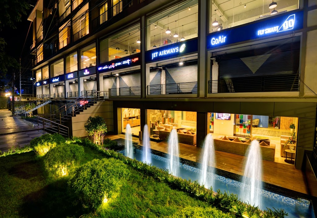 UDAAN HOTELS | HOTEL CLOVER & BANQUET