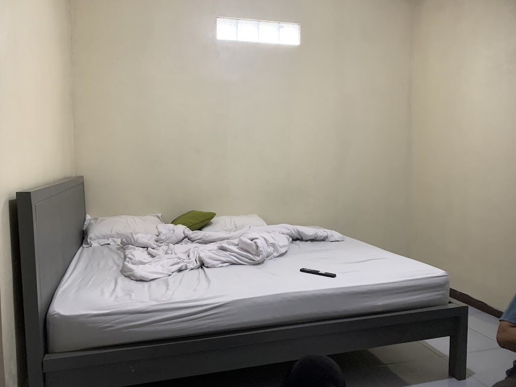 Urbanview Syariah Zidney 3 Salatiga by RedDoorz