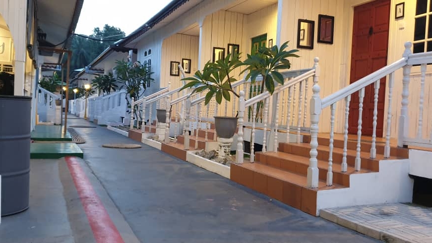 V A G A R Y P A N G K O R