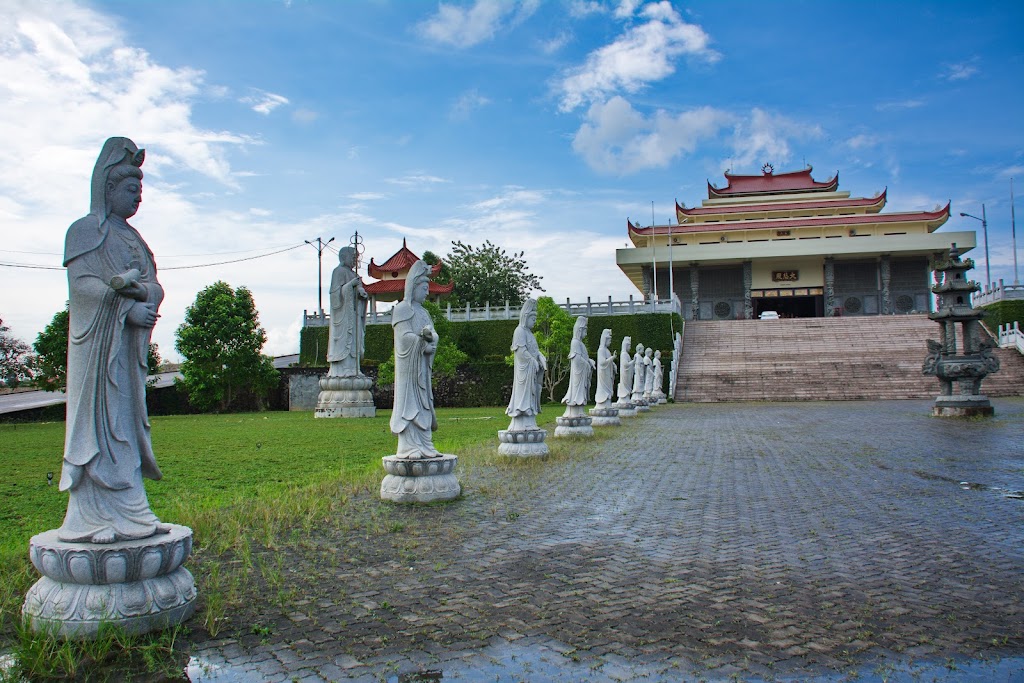 Vihara Avalokitesvara Graha Tanjung Pinang - Kepri