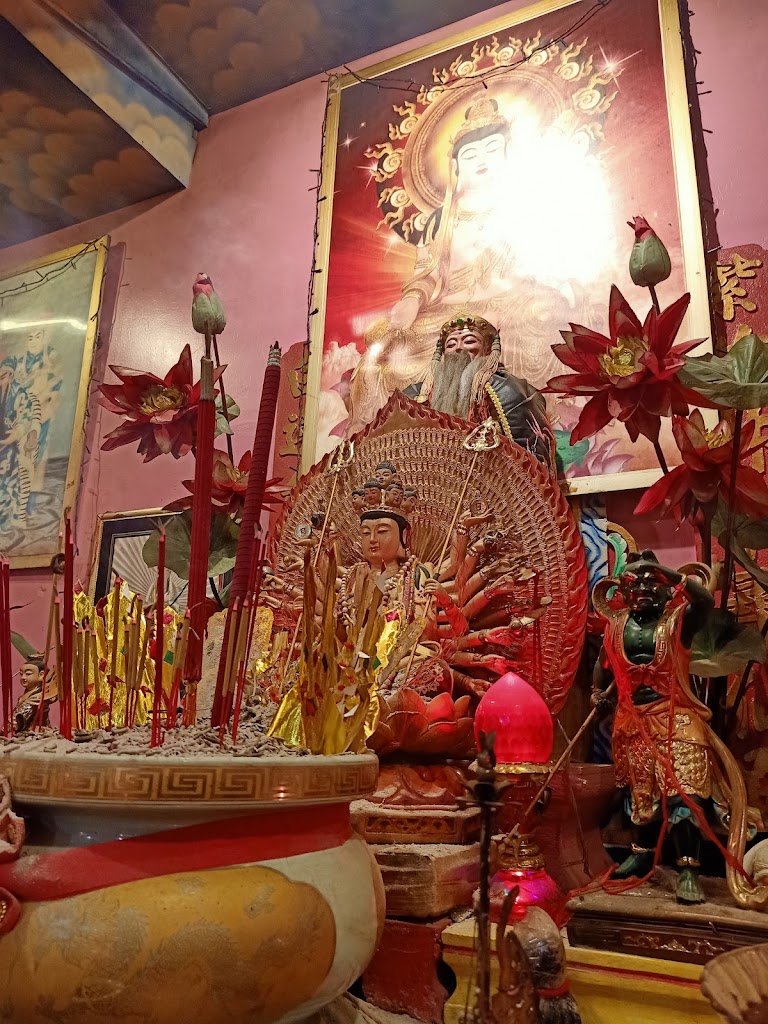 Vihara Dewi Kwan Im