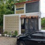 It is open for daily and weekly basis for the bedroom on the ground floor.
