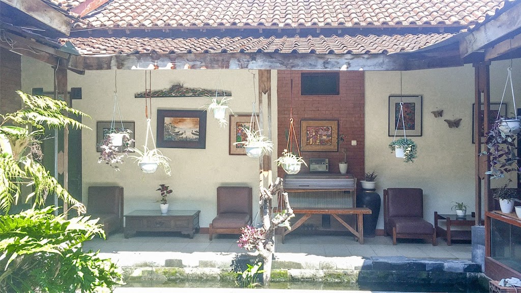 nDalem Joglo Krawitan Homestay