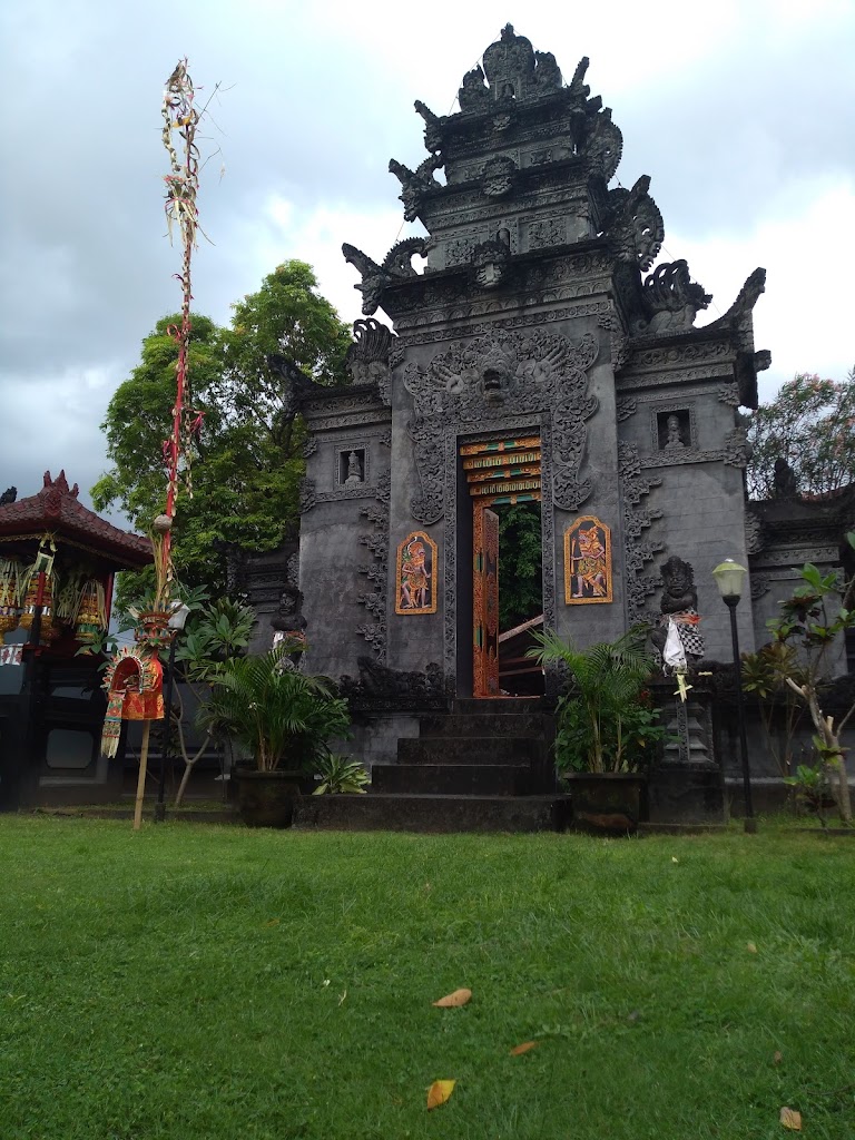 pura maksan saren Pagesangan barat