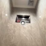 2 Kamar Mandi Shower (tersedia air panas)