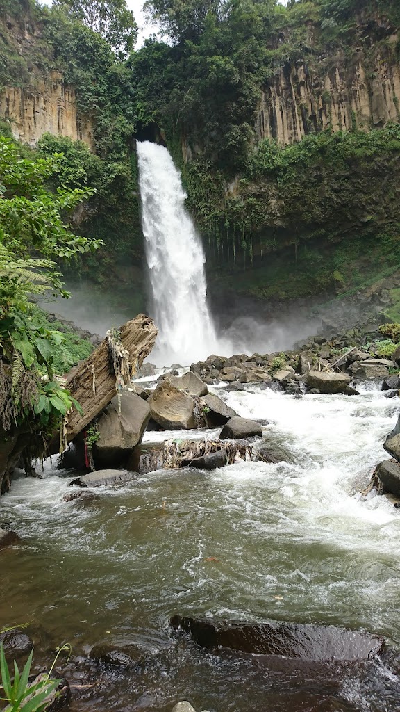 Air Terjun Tangga Seribu Kepala Curup