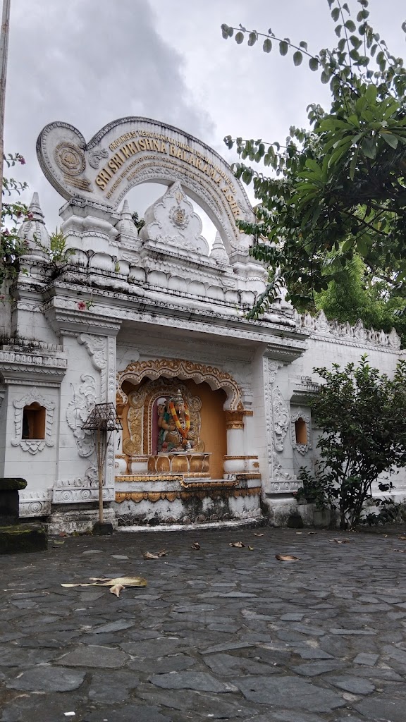 Asram Sri Sri Krishna Balarama (Mandir)