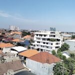 a chic lounge & a restaurant.