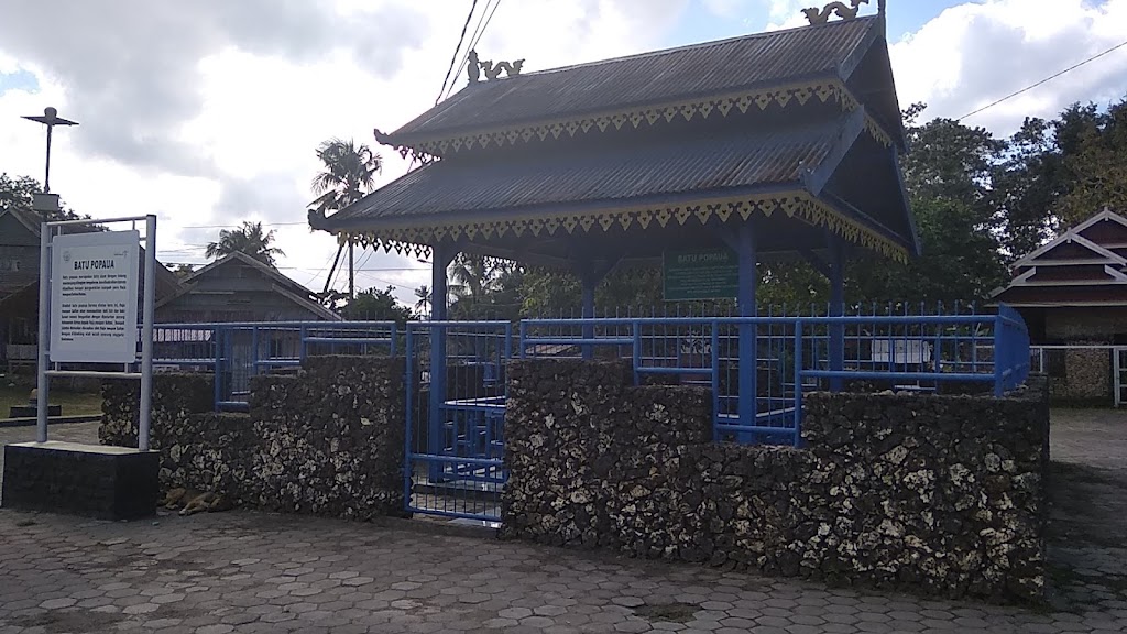 BATU POPAUA